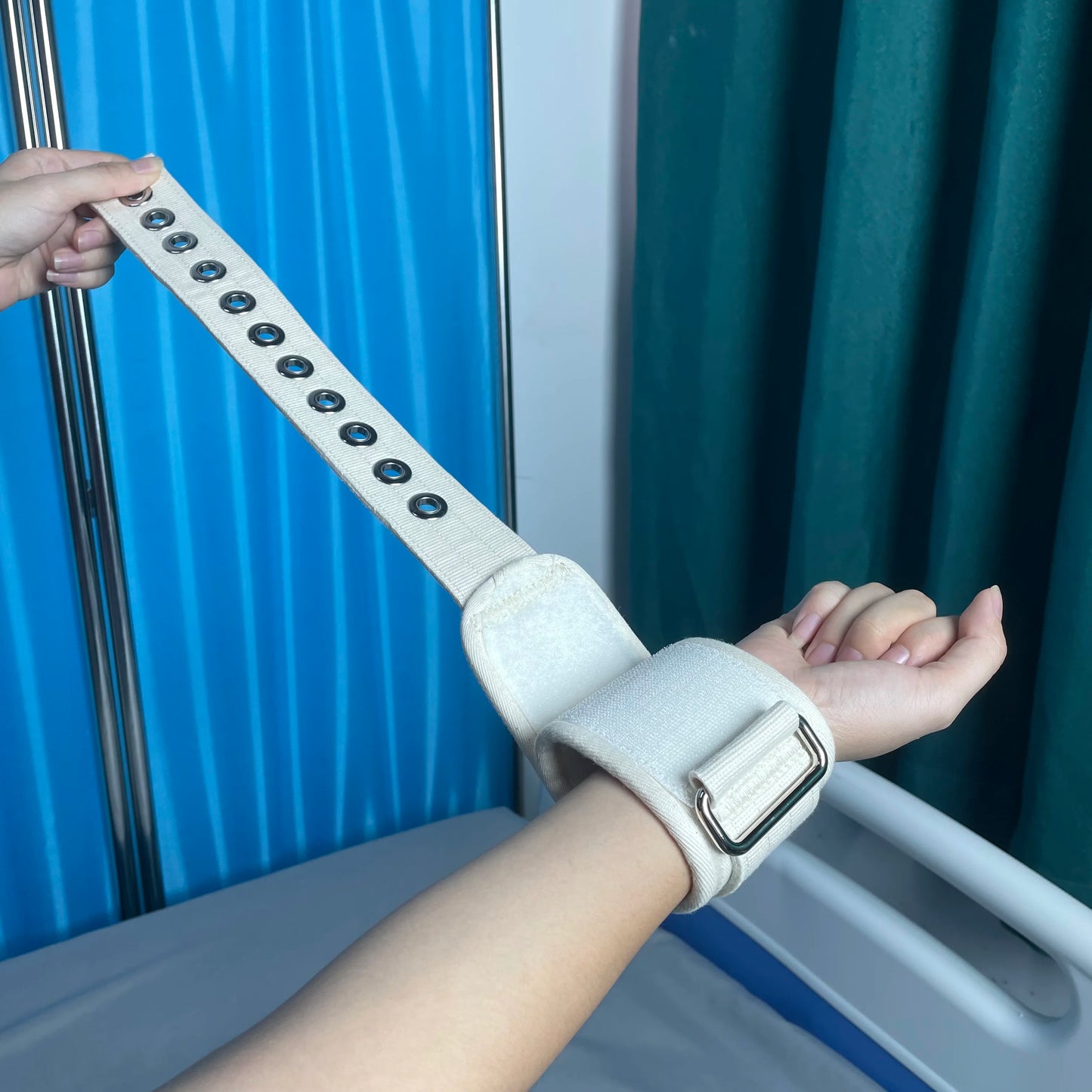 Medical Restraint Soft Wrist Strap with Cotton Lining, Limb Restraint Belt Beige, Mental Agitated Patient Safety