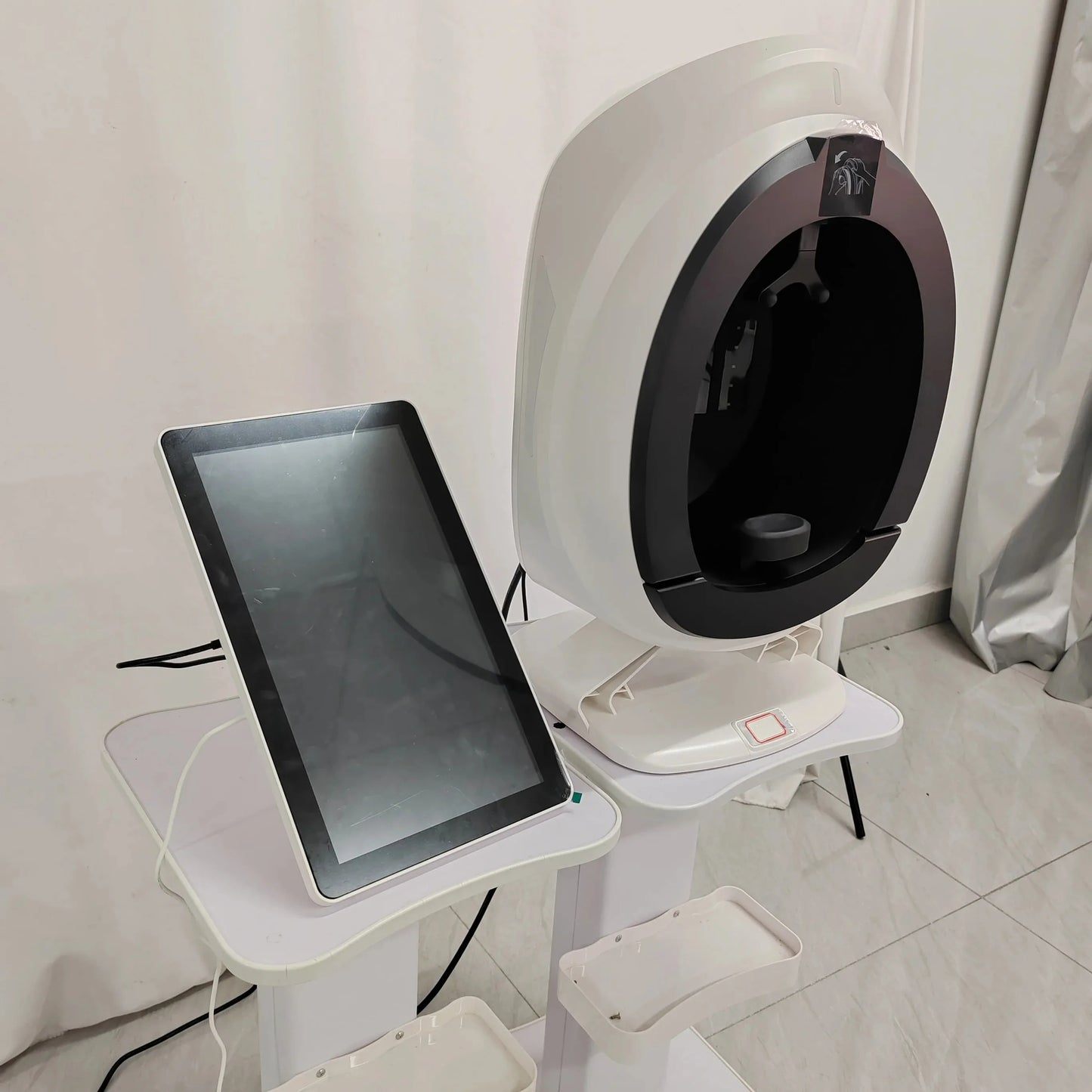 MYOSLIM 3D Facial Skin Analyzer Machine 8 Light Spectrum Scanner