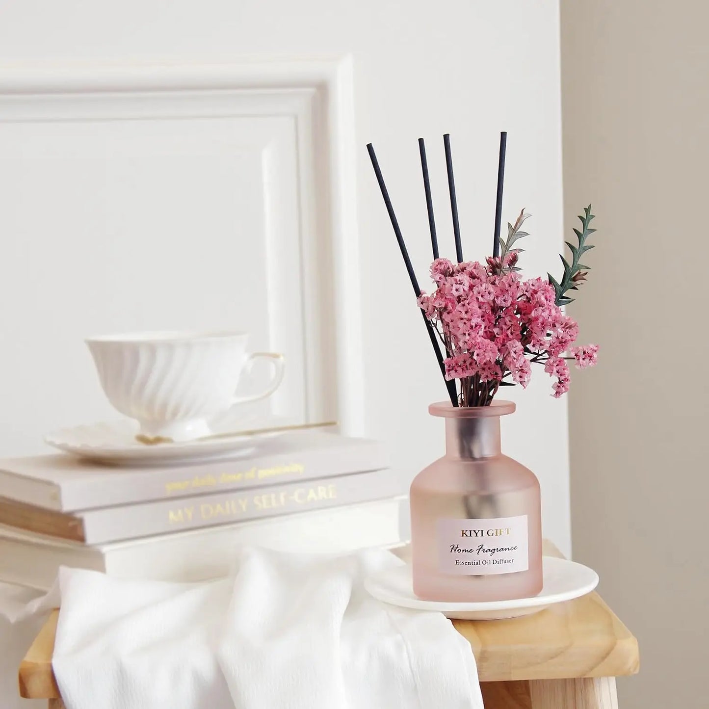 Reed Diffuser Set With Sticks Grapefruit Jasmine Rose Scent Bathroom