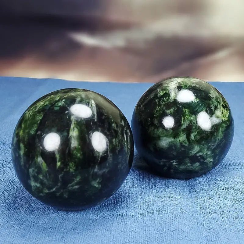 Yaowang Shiyuan Stone Handball Strong Magnetic Health Ball Jade Natural Diameter 40mm/50mm A Pair of Delivery.